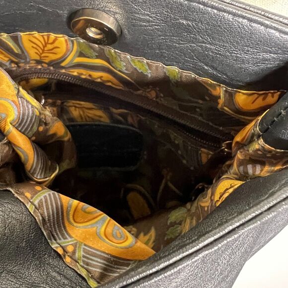 Imoshion | BOHO Purse | Crossbody | Fringe | Black | Small | Rhinestone Trim - Picture 5 of 10